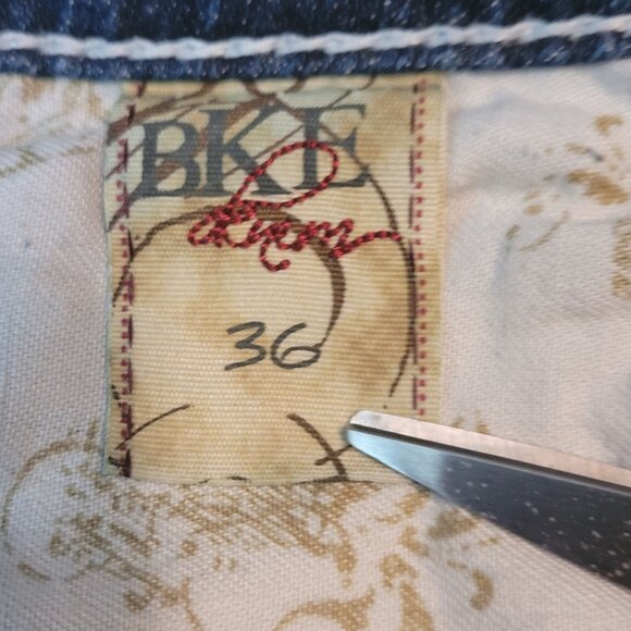 BKE Jeans Sz 36 Culture Crop Straight Mid Rise Medium Light Wash Stretch Denim - Picture 4 of 11